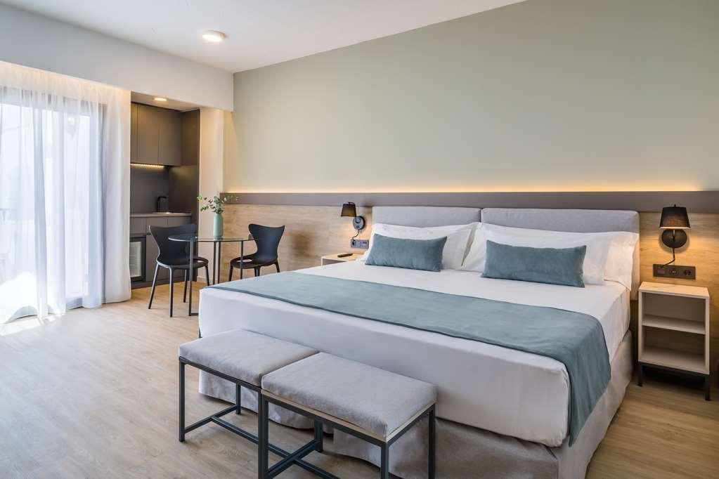Отель Occidental Puerto Banus Сан-Педро-де-Алькантара Номер фото