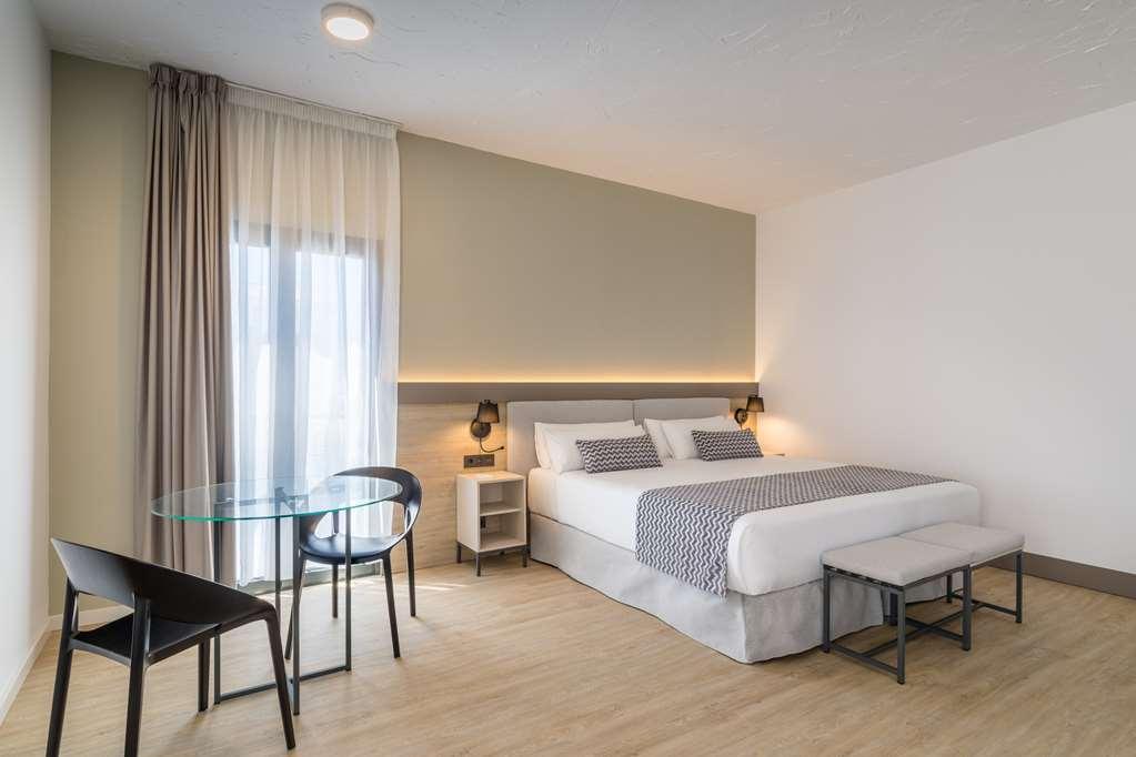 Отель Occidental Puerto Banus Сан-Педро-де-Алькантара Номер фото