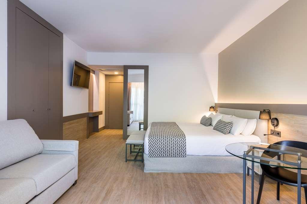Отель Occidental Puerto Banus Сан-Педро-де-Алькантара Номер фото
