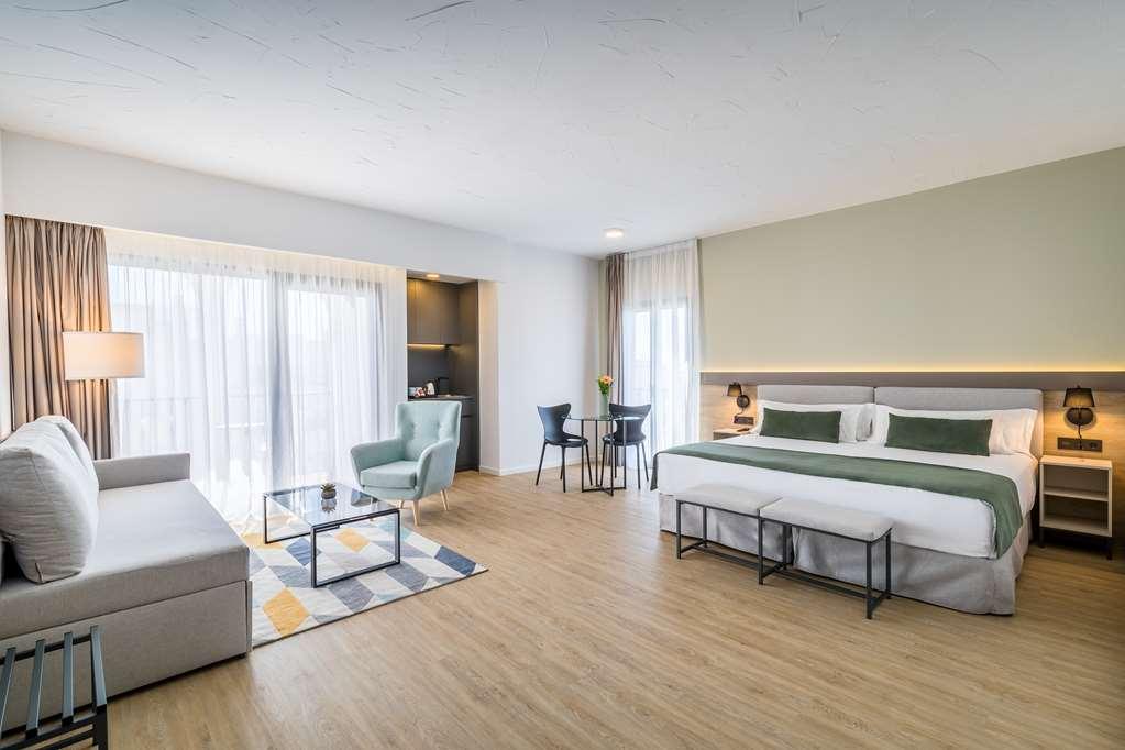 Отель Occidental Puerto Banus Сан-Педро-де-Алькантара Номер фото